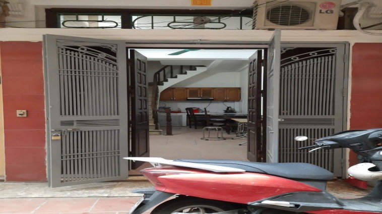 Cho thuê nhà Vũ Thạnh, Hào Nam, Đống Đa. DT 30m2, 4 tầng, 2 ngủ, 3 WC, 8.5 Triệu